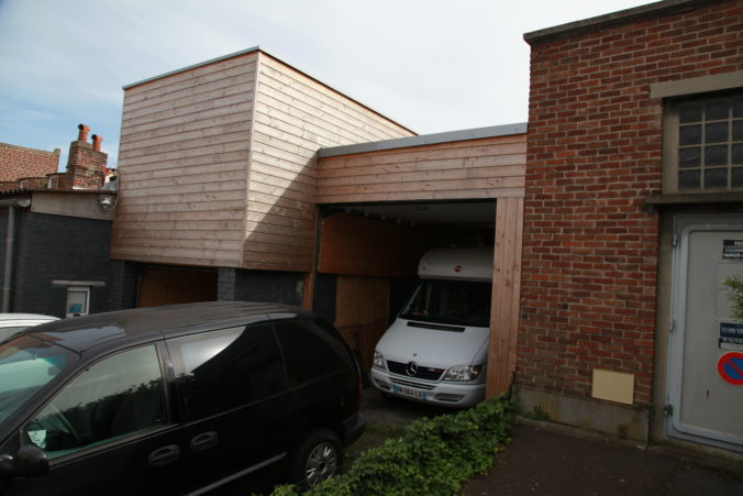 Car port Douglas